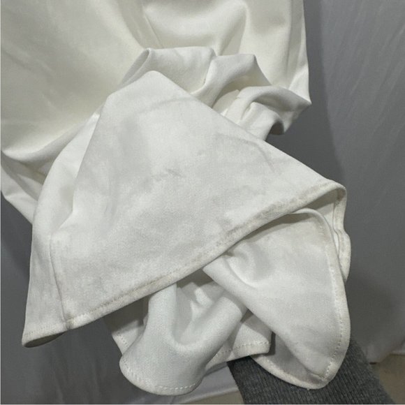 NWD DEFECT $250 Xscape Off the Shoulder Surplice Gown White [ SZ 20W PLUS ] Q451 - Picture 13 of 16